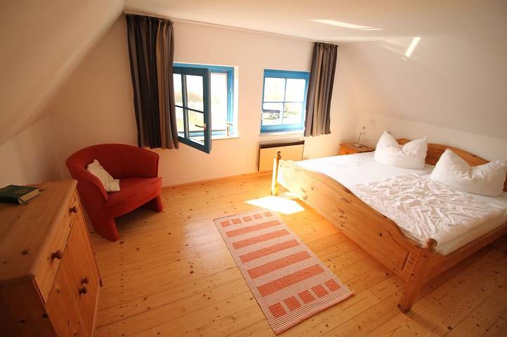 Ferienhaus für 5 Personen, mit Garten und Terrasse in Wiek - 2