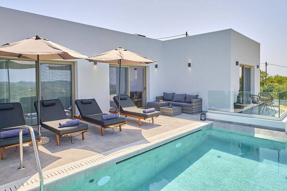 Polgar Villa 1 Corfu\n in Agios Georgios, Korfu