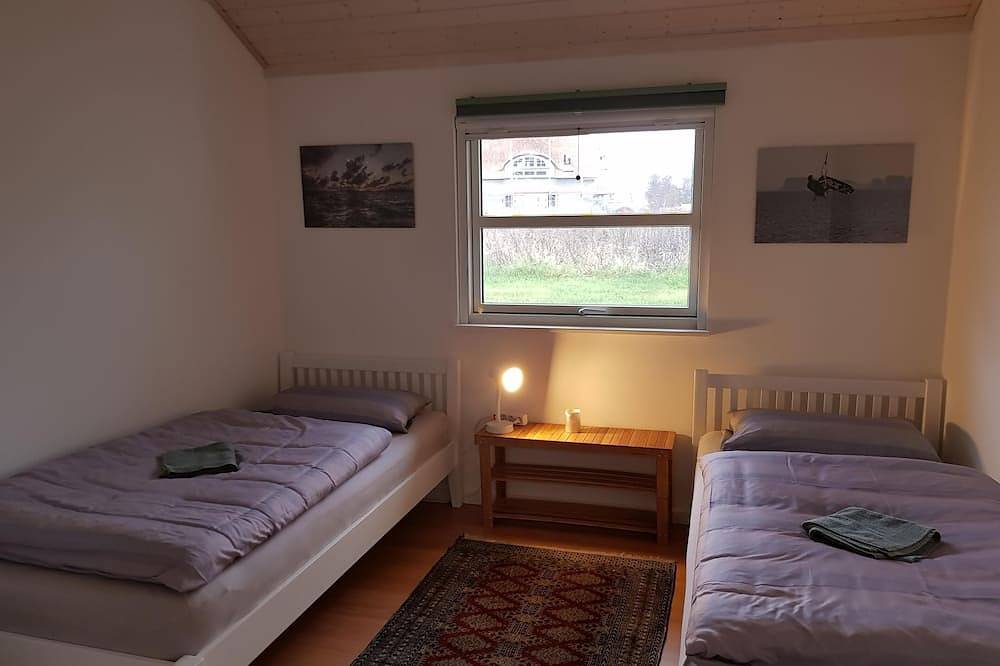 Villa Sun am Bodden auf Rügen. Für 8 Personen, mit Sauna! in Vaschvitz, Trent