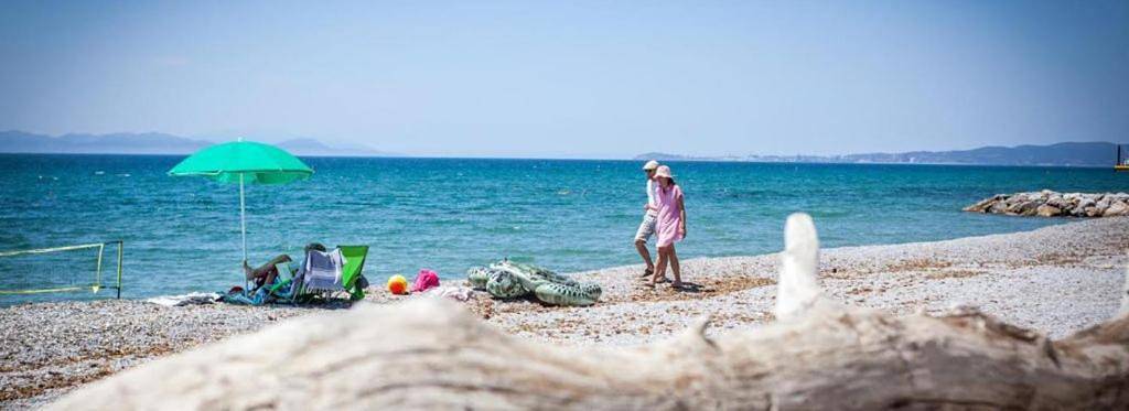 Bungalow per 4 persone, con terrazza e giardino a Follonica