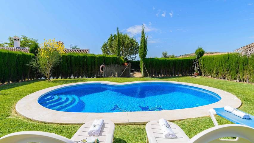 Villa for 6 people, with hot tub - 1