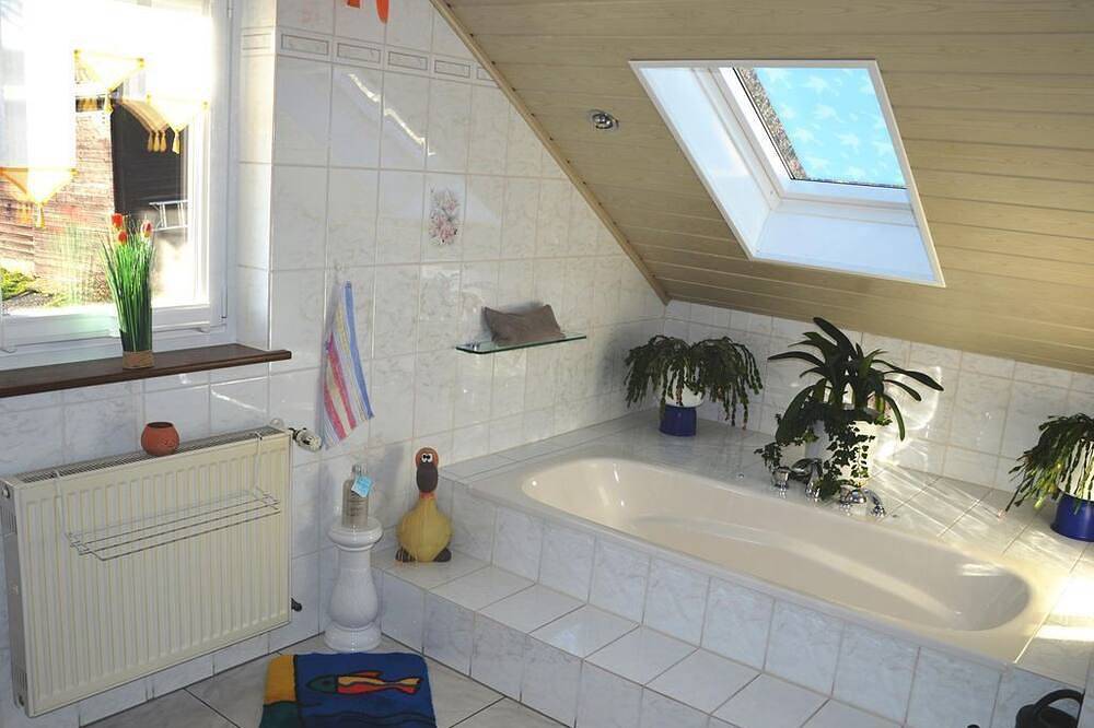 Ganze Wohnung, Ferienwohnung Auszeit Waxweiler - 2-Bett-Ferienwohnung, Dusche/Wc, 1 Schlafraum in Waxweiler, Eifelkreis Bitburg-Prüm