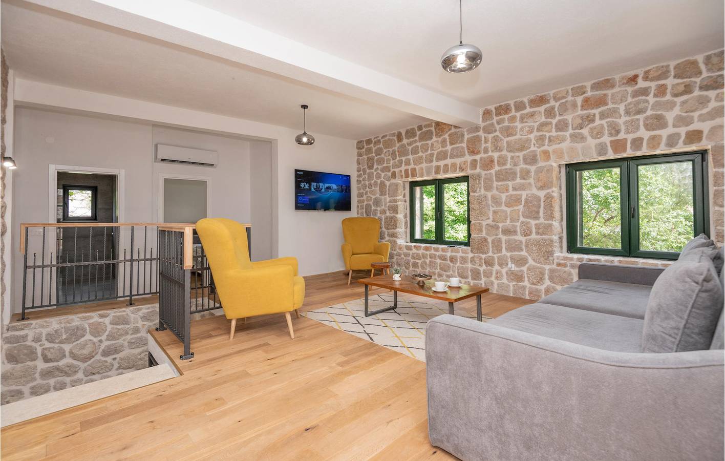 Gemütliche 170 m² große Wohnung mit Pool, WLAN und in der Nähe des Flusses Matica in Imotski, Makarska Riviera