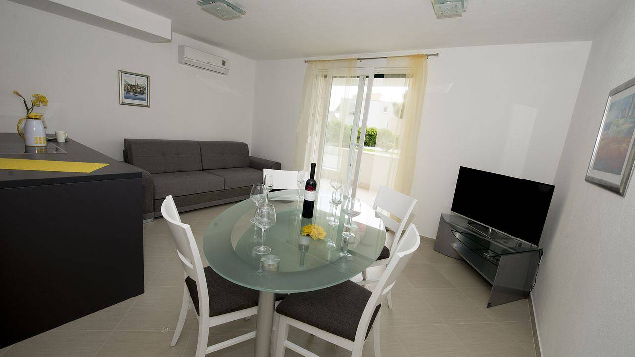 Ganze Ferienwohnung, Ferienwohnung für 5 Personen (57 m²) in Promajna in Promajna, Makarska Riviera