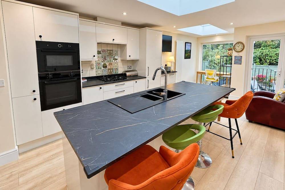 Gore Park House - Victorian Charm & Modern Comfort in Eastbourne, East Sussex