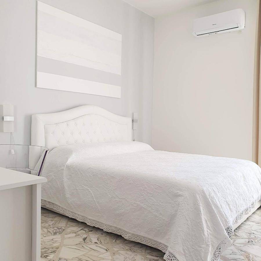 Appartement entier, Two-Bedroom Deluxe Apartment with Balcony in Irsina, Province de Matera