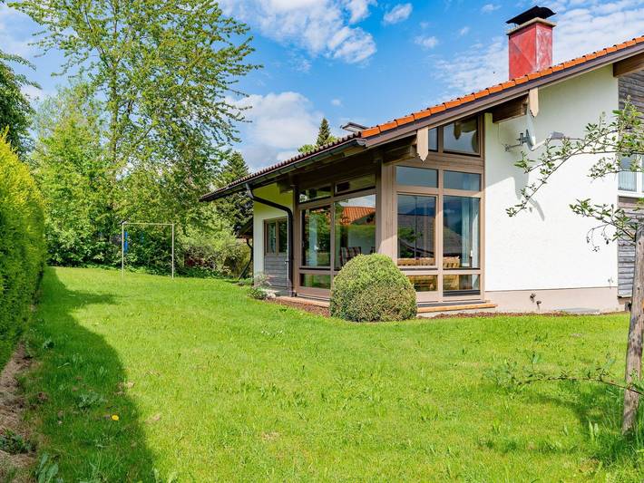 Ferienhaus für 8 Personen, mit Terrasse in Waltenhofen
