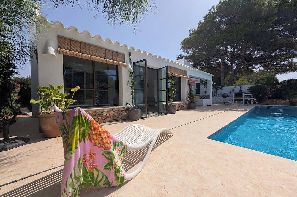 Amazing villa near the beach in Binibeca, Sant Lluís