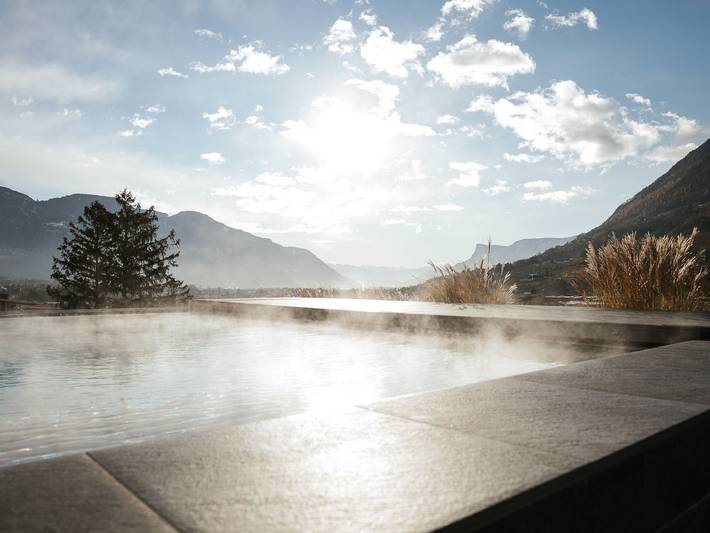 Hotel für 2 Personen, mit Whirlpool und Garten in Algund