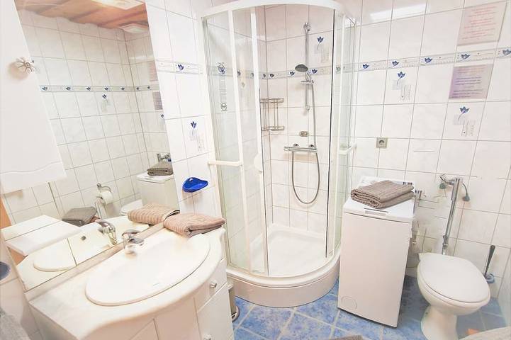 Bungalow direkt am See, mit eigenem Boot in Neubäu, Roding