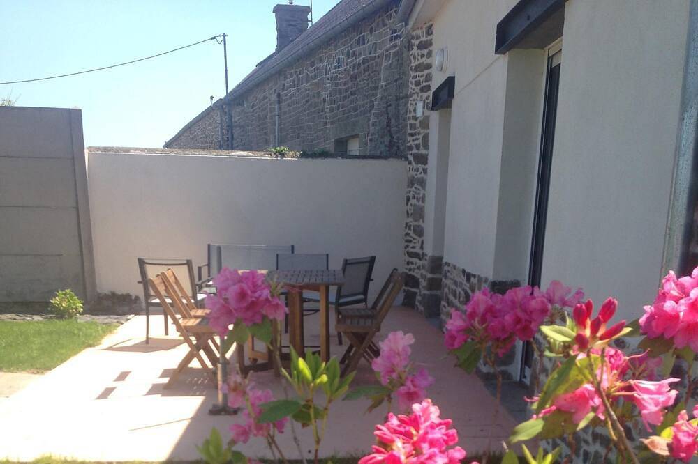Maison *** en baie du Mont Saint Michel 2 à 5 personnes in Saint-Broladre, Baie du Mont-Saint-Michel