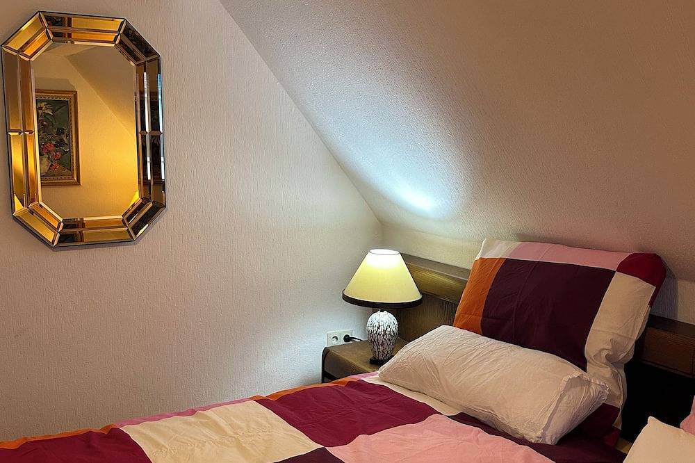 Magnolia- gemütliches Haus mit großem Garten in Lünen, Ruhrgebiet