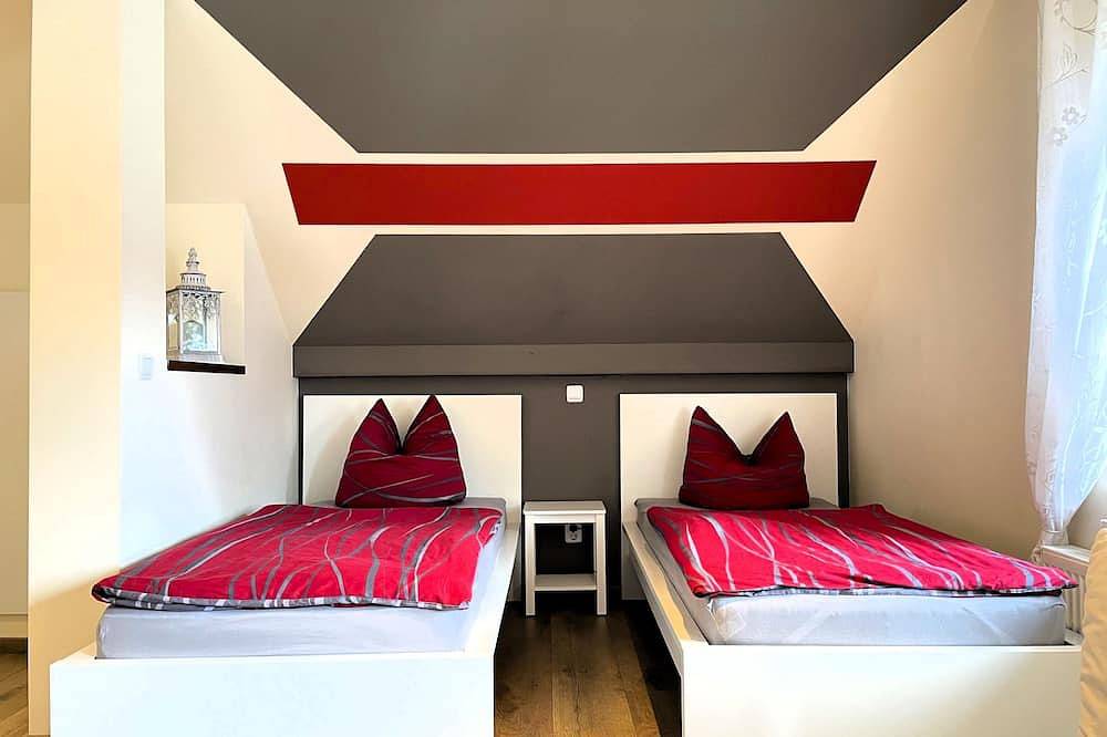 Ganze Wohnung, Zimmer 2 - Zimmer & Ferienwohnung Steuer in Lauta, Oberlausitz-Niederschlesien