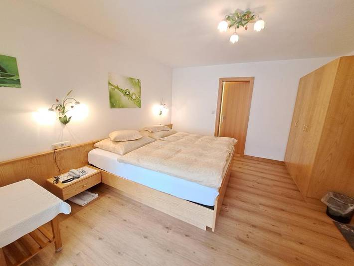 B&B für 2 Personen, mit Terrasse und Garten sowie Ausblick in Lech am Arlberg