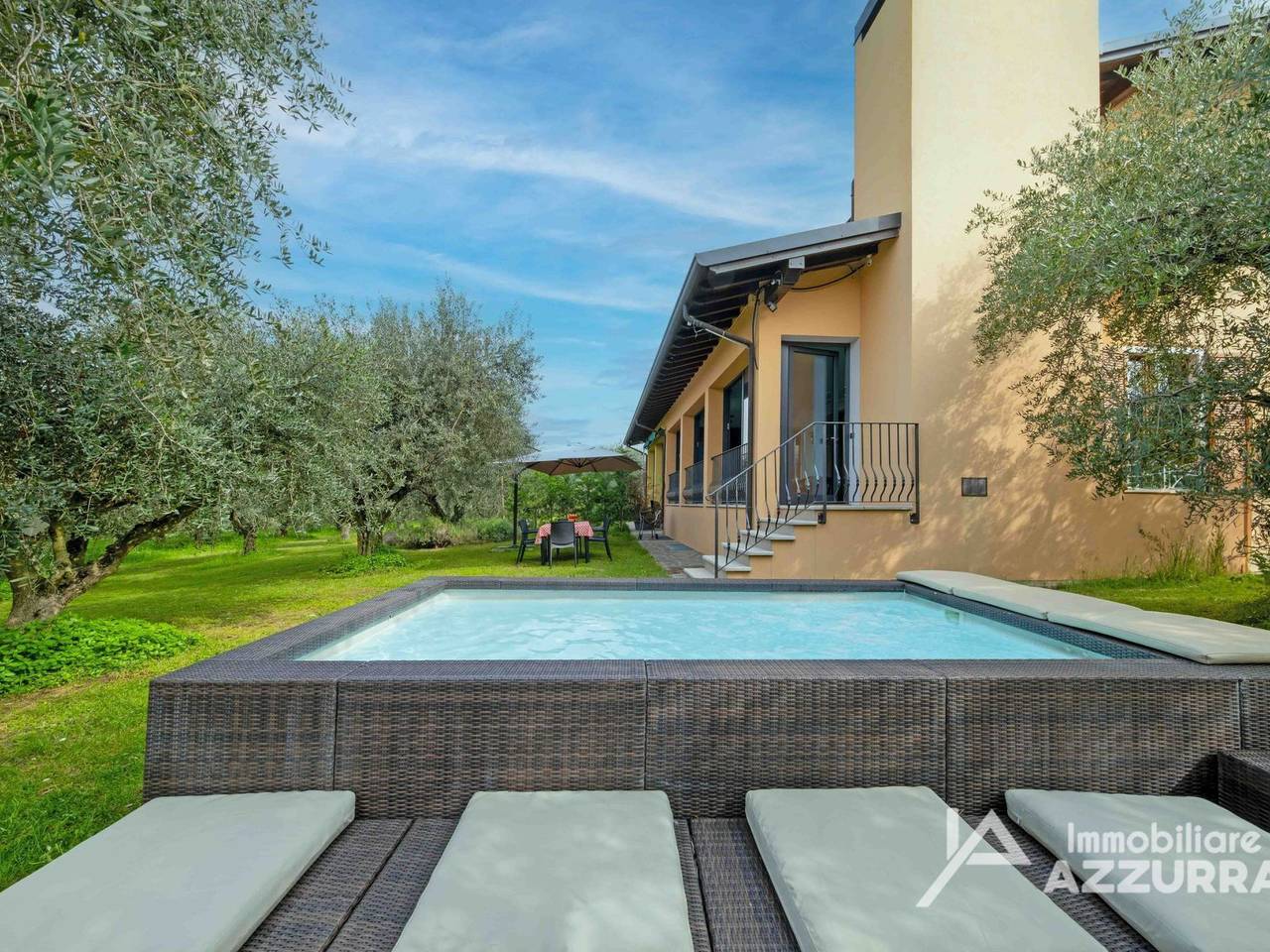 Villa i Roccoli, zwischen Olivenbäumen mit priva in Bardolino, Gardasee-Berge