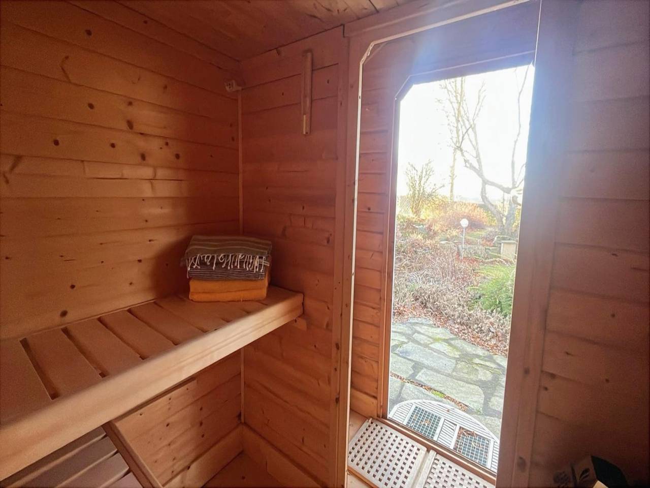 Ganze Wohnung, Lieblingsplatz Appartement in Seelitz, Chemnitz und Umgebung