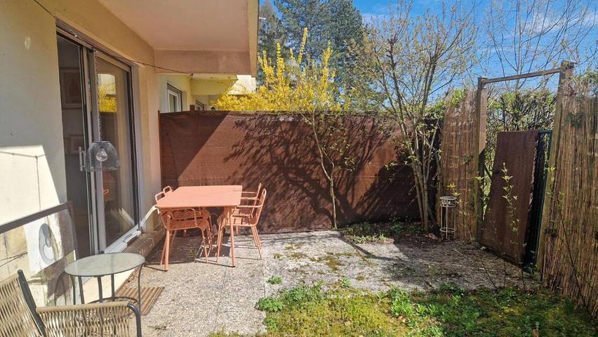 Gîte pour 2 personnes, avec jardin, animaux acceptés à Saint-Genis-Pouilly - 3