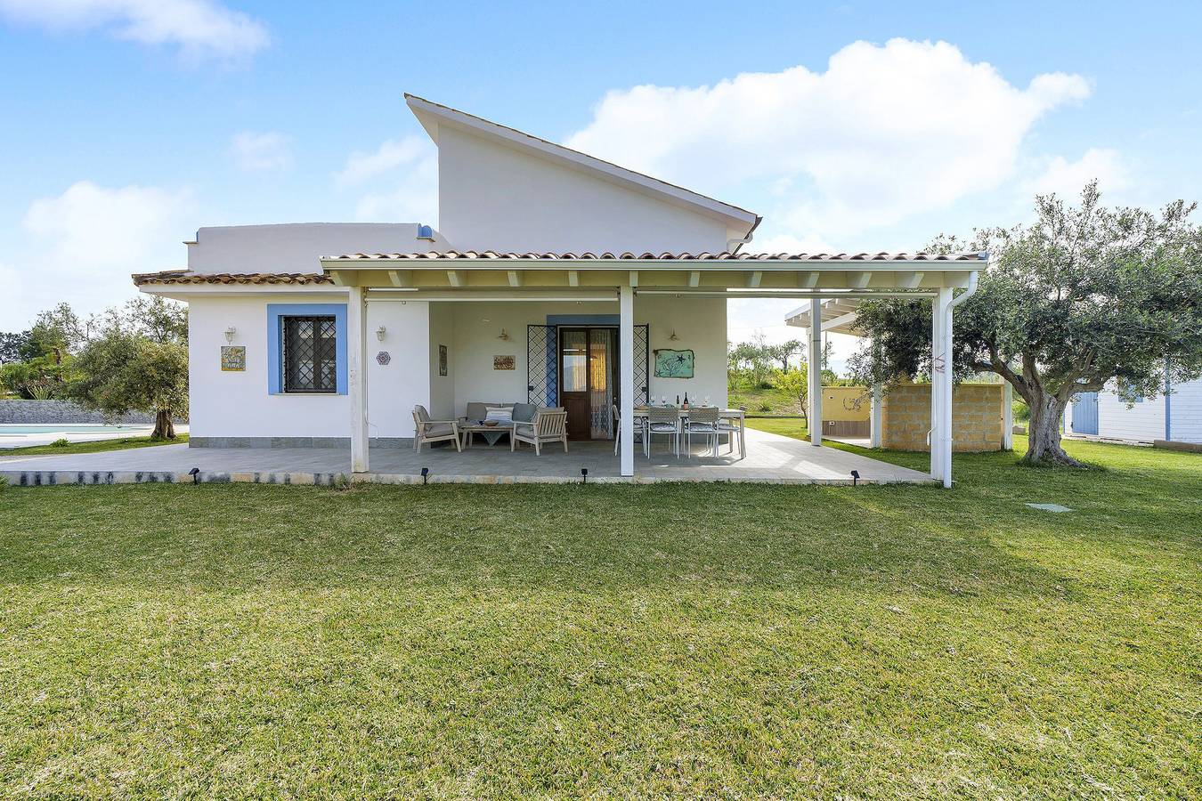 Casa Babalù vista mare con piscina privata in Partinico, Provincia di Palermo