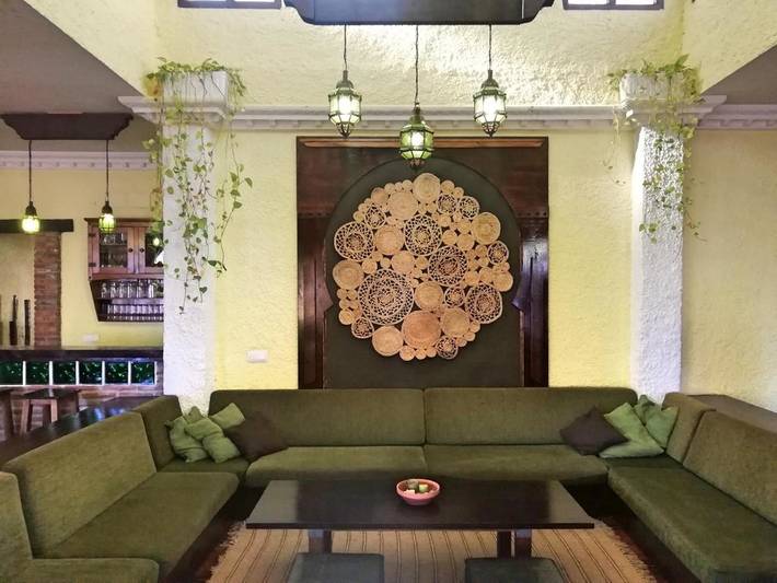 Casa rural para 22 personas, con Balcón y Jacuzzi además de Terraza y Jardín en Felix