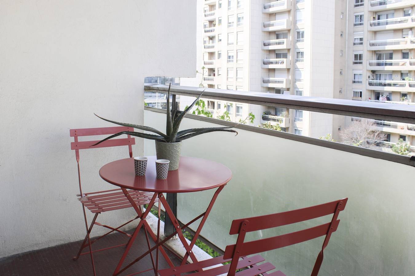 Apartamento entero, Beautiful renovated apartment, balcony and parking in Courbevoie, Altos del Sena