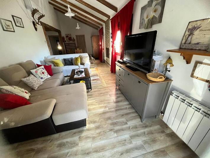 Casa rural para 5 personas, con jardín además de piscina y vistas en La Iruela - 2