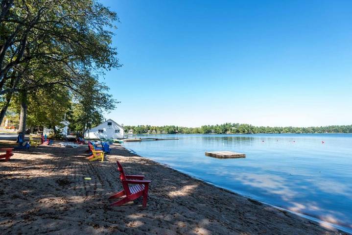 Hotel für 4 Personen, mit Whirlpool und Garten in Ontario