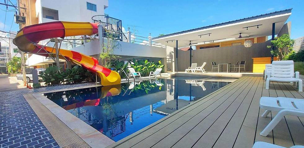 Hôtel pour 2 personnes, avec terrasse et piscine - 1
