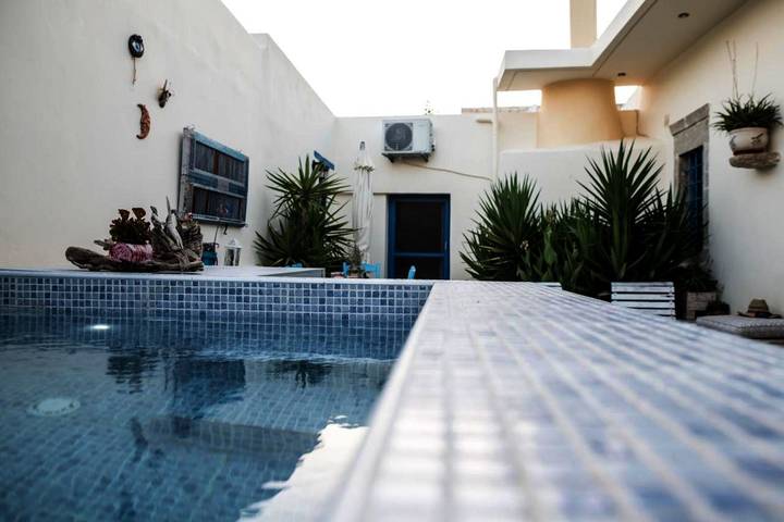 Ferienhaus für 7 Personen, mit Whirlpool und Terrasse sowie Garten