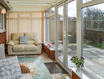 Holiday Home for 6 People in Walcott, Norfolk, Photo 2
