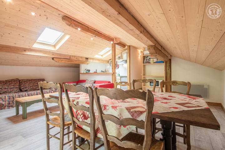 Gîte pour 6 personnes, avec jardin à Villard-sur-Doron - 2