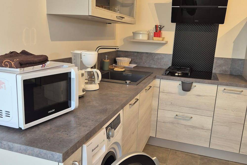 Ganze Wohnung, Apartment located 35 minutes from the sea and 35 minutes from the Cevennes. in Saint-Clément, Mittelmeerküste (Frankreich)