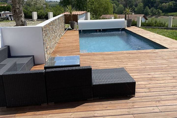 Maison de vacances pour 10 personnes, avec jardin et piscine, animaux acceptés à Saint-Pée-sur-Nivelle