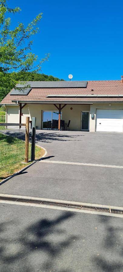 Location de vacances pour 6 personnes, avec jardin, animaux acceptés à Fougerolles - 2