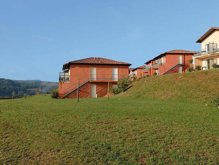 Maison de vacances pour 4 personnes, avec Balcon ainsi que Piscine et Sauna
