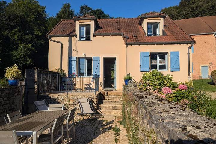 Location de vacances pour 2 personnes, avec jardin dans Haute-Marne