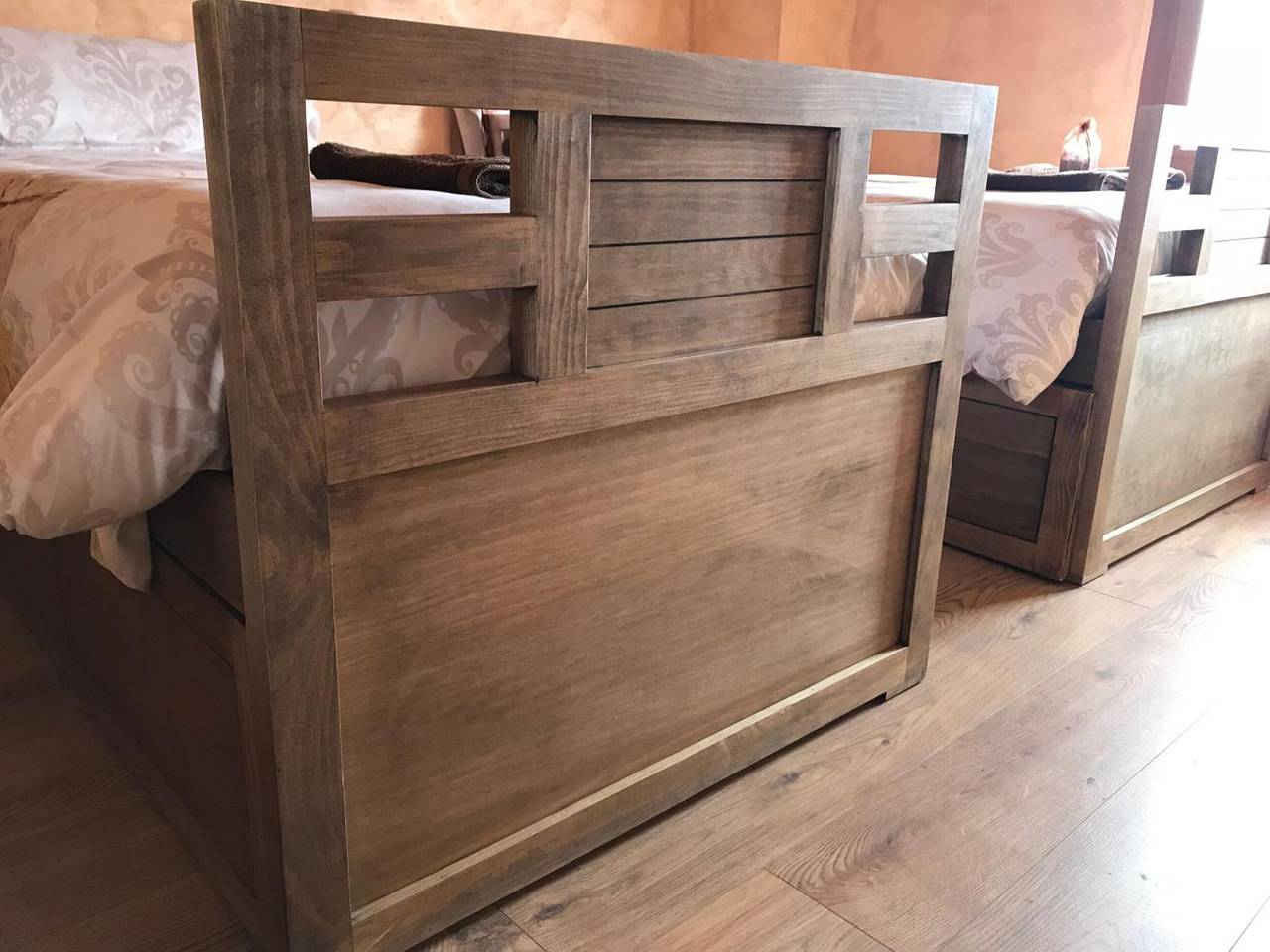 Landhaus 'Gemelas Del Duratón' mit Bergblick, privatem Garten und Wlan in Castro de Fuentidueña, Segovia Provinz