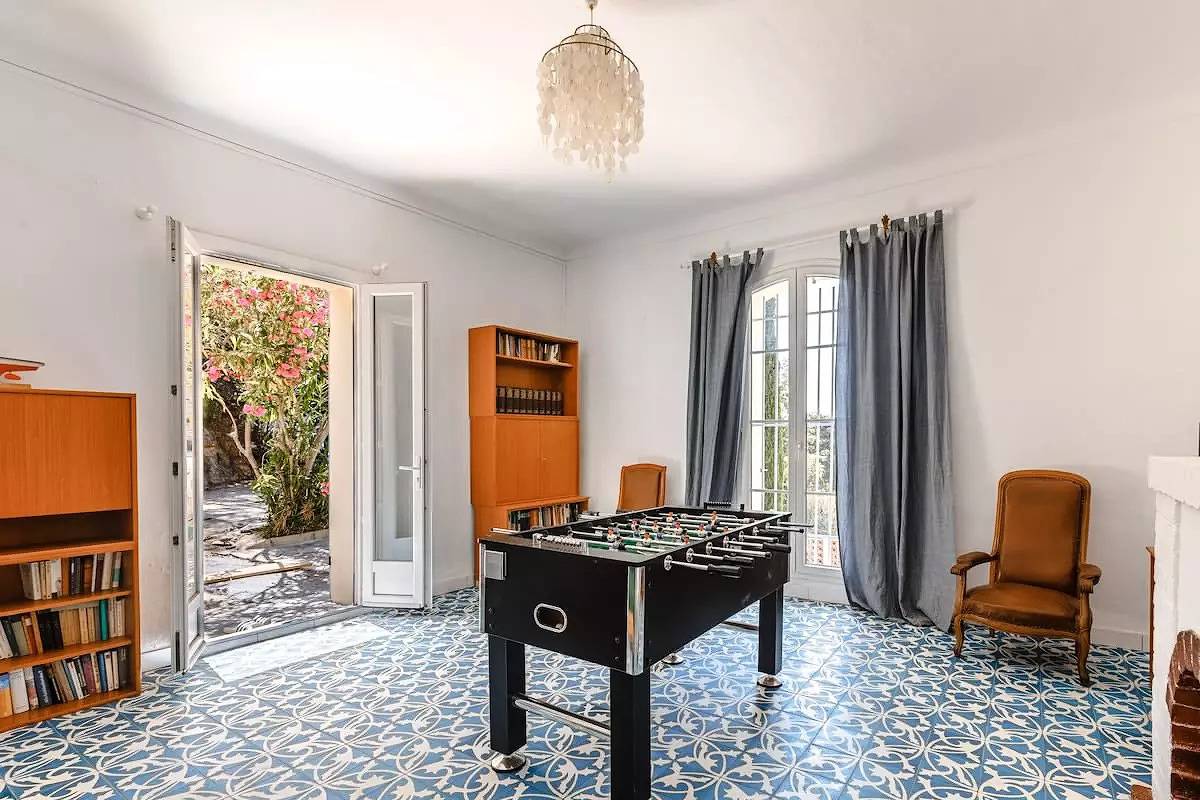 Maisons & Villas pour 10 Personnes in Plage d'Aiguebelle, Le Lavandou