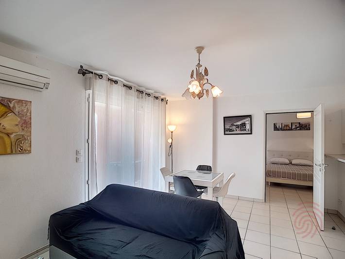 Gîte pour 2 personnes, avec terrasse, animaux acceptés à Lamalou-les-Bains - 2