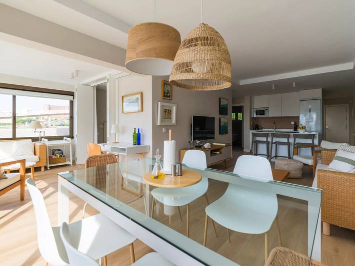 Villa voor 4 personen, met terras en zwembad in San Agustin