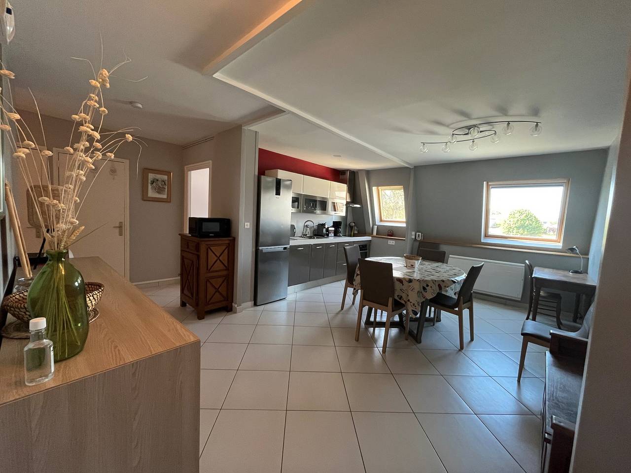 Ganze Wohnung, Komfortable Wohnung mit Wifi, Waschmaschine und Geschirrspüler in La Roche-Posay, Vienne