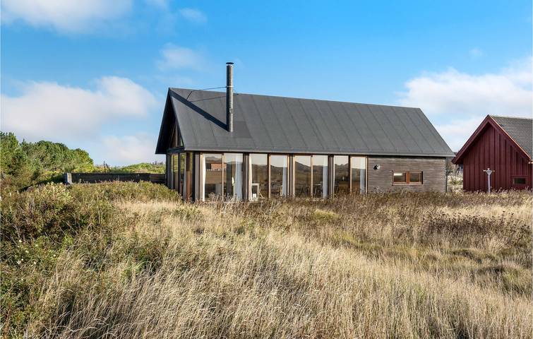 Feriehus for 6 personer, med Terrasse og Jacuzzi i tillegg til Sauna i Skagen