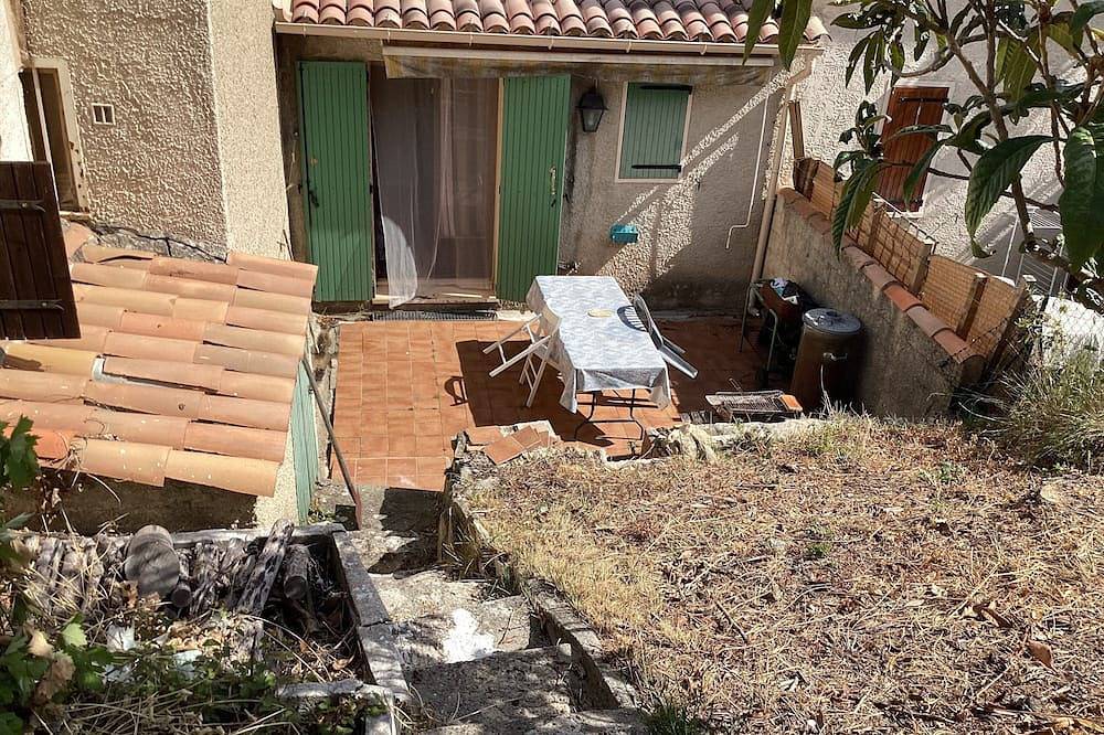 Cosy nest in the heart of Haute Provence in Vachères, Regionaler Naturpark Luberon