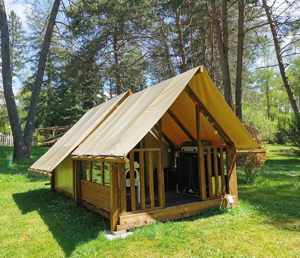 Camping 3 étoiles - Piscine  - ccbecgc in Palisse, Ussel und Umgebung