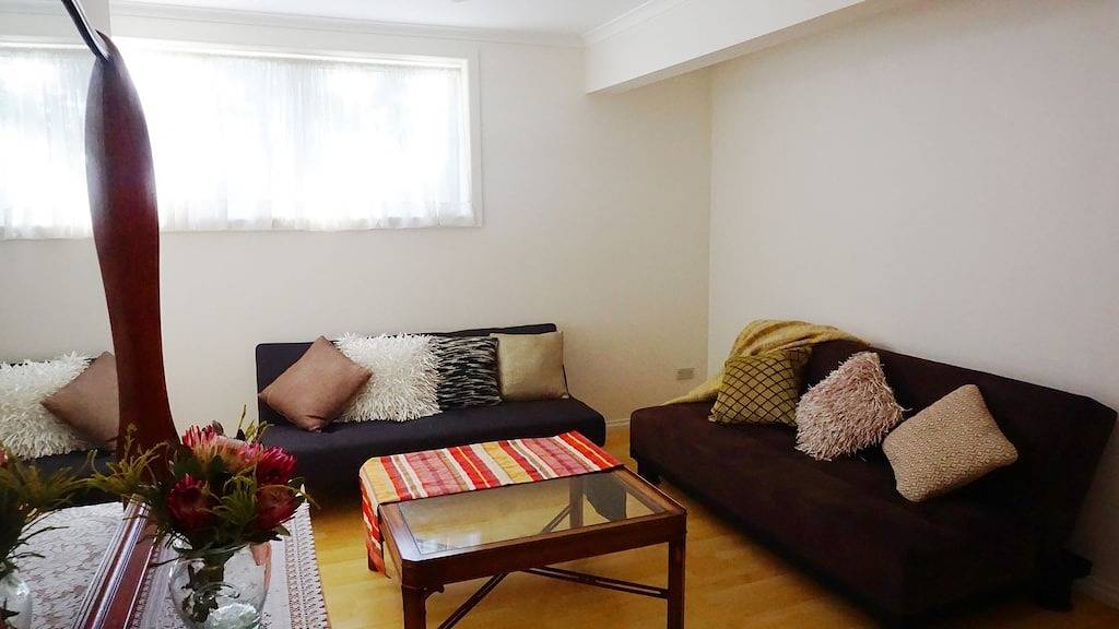 Moon House - family bungalow in Melbourne, Shire of Nillumbik