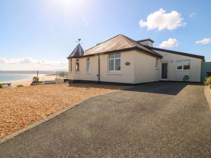 Casa rural para 10 personas con balcón in Benllech, Anglesey