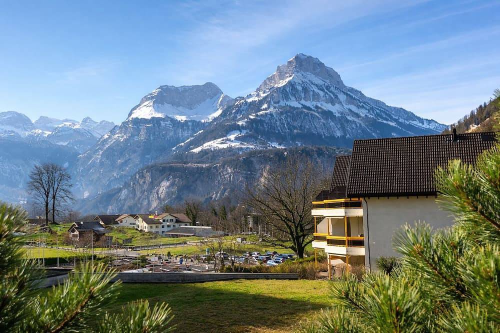 Entire apartment, Private studio with alps view and wellness close at Swiss Holiday Park in Morschach, Lake Lucerne