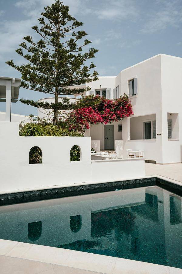 Sunrise Paros by Mr and Mrs White in Náoussa, Paros