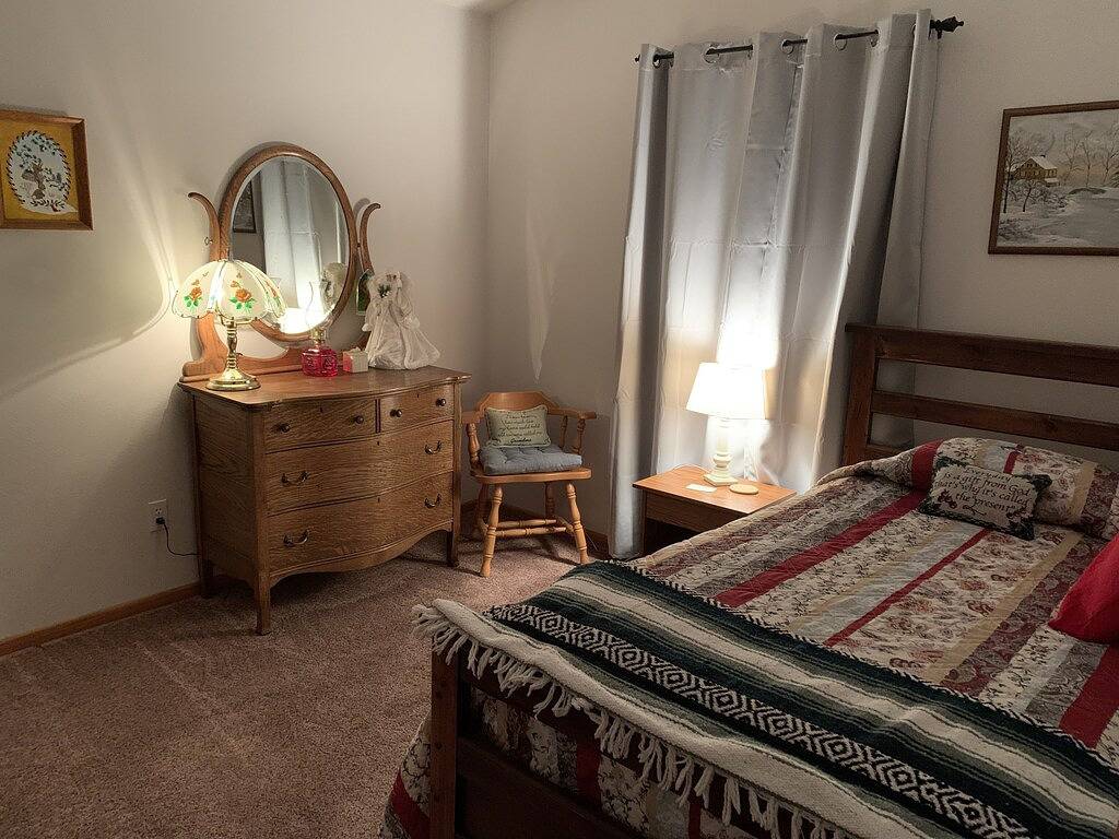 Fall in the Big Sky State-the Cottage is ready for your stay! in Yellowstone County