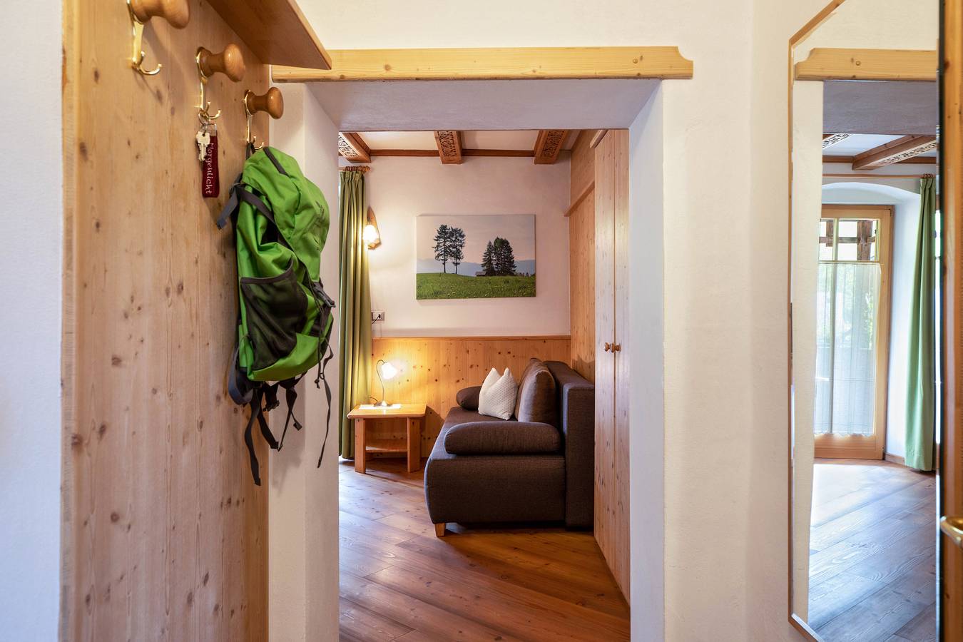 Entire apartment, 'Apartment Morgenlicht' with Balcony & Wi-Fi in Trodena nel Parco Naturale, South Tyrol