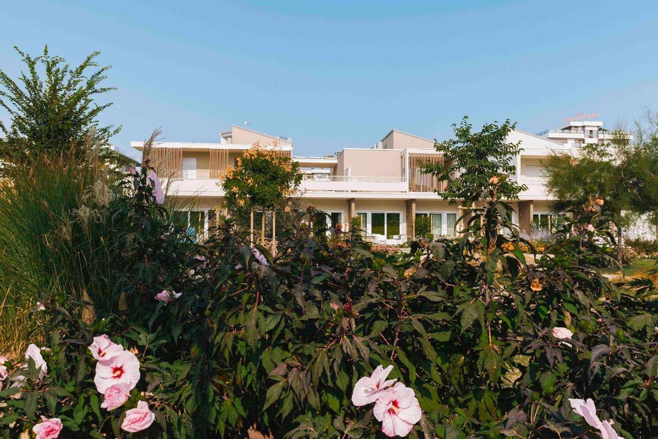 Suite with Pool View in Giulianova, Giulianova (Commune)